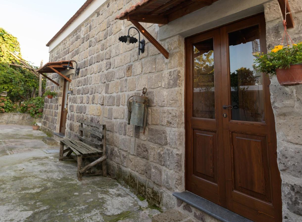 Emy'S Country House Apartment Castellammare di Stabia Exterior photo